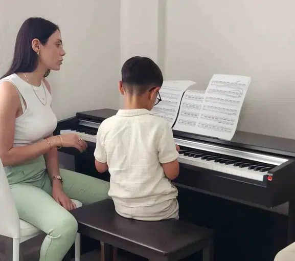 Tunceli’nin minik piyanisti rotayı dünya sahnelerine kırdı