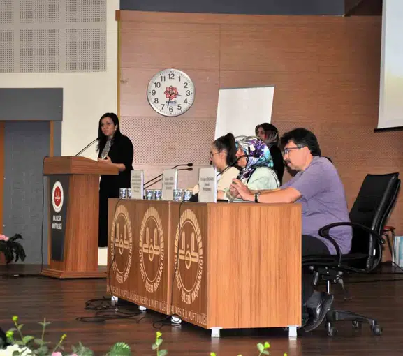 Balıkesir'de yetim çocuklar için koruyucu aile seferberliği
