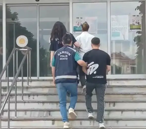 Samsun'da ev soyup silah çalan iki kişi cezaevine gönderildi
