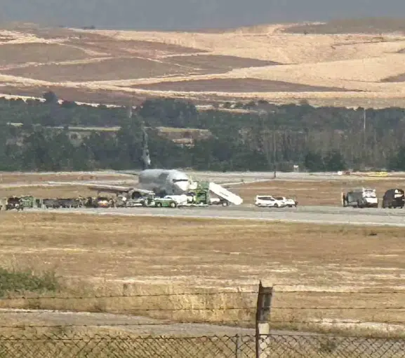 Gaziantep Havalimanı'nda iniş takımı korkusu