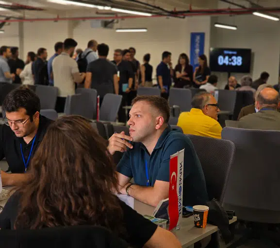 35 girişimci yatırımcılarla masaya oturdu