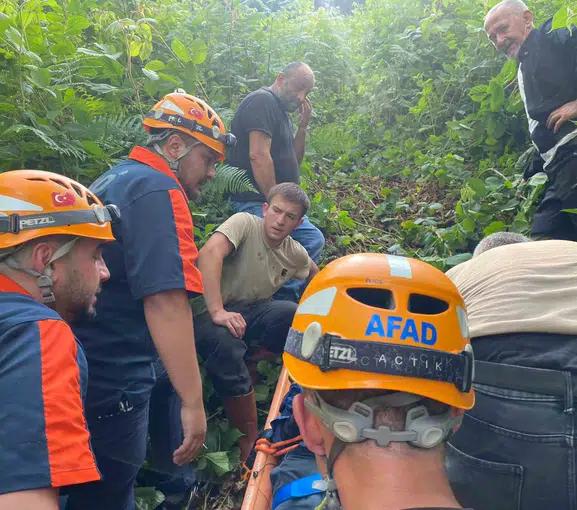 Rize’de çay taşırken teleferik kulübesi koptu