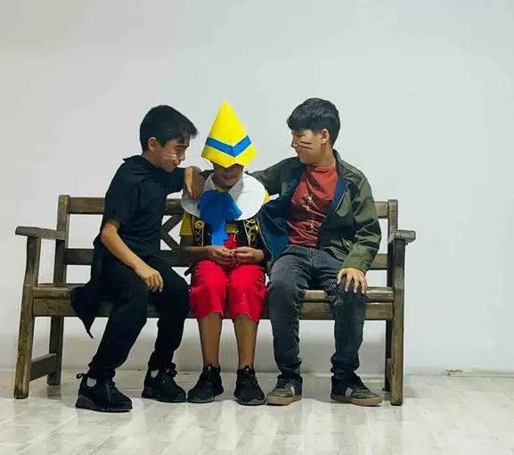 Siverekli öğrencilerden yabancı dilde tam performans