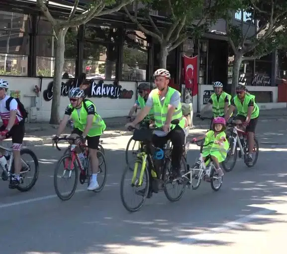 Bursalılar bağımlılığa karşı pedal çevirdi