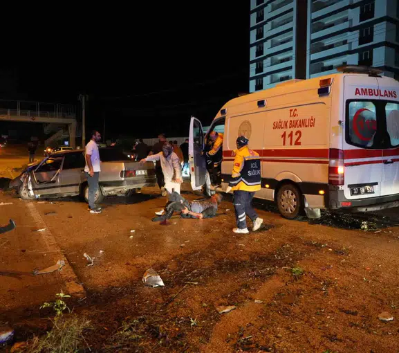 Kastamonu’da kaza yerine yardıma koşanlara araç çarptı