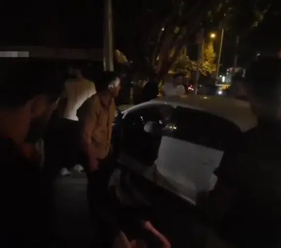 Antalya'da alkollü sürücü kavşağı birbirine kattı