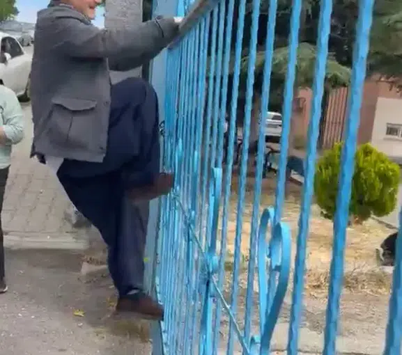 Kırıkkale'de YKS sınavı kapısında dramatik anlar yaşandı
