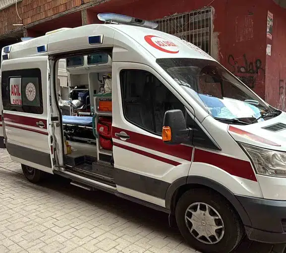 Bağlar'da sessiz ölüm komşuların ihbarıyla ortaya çıktı