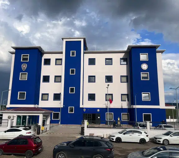 Edirne sınırında kaçış operasyonu 7 kişi yakalandı
