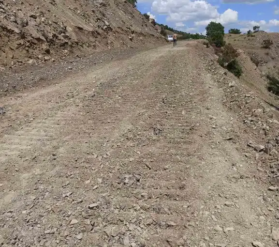 Palu’da 10 köyün ulaşım çilesini bitirecek proje başladı