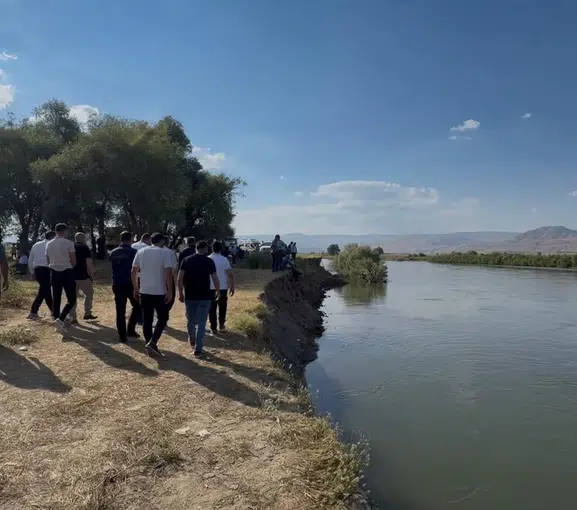 Murat Nehri'nde kaybolan Berat için 126 kişilik arama ekibi sahada
