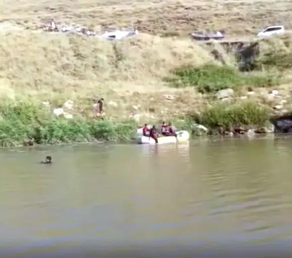 Muş’ta çay kenarında oyun oynayan iki kardeş akıntıya kapıldı