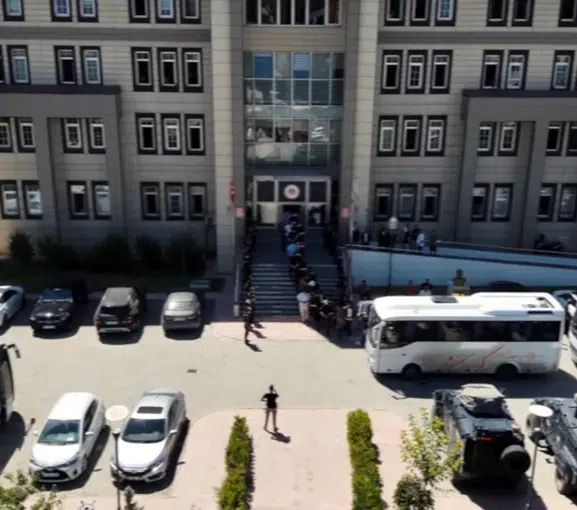 Yedi şehirde tefeci operasyonu 25 kişi cezaevine gönderildi