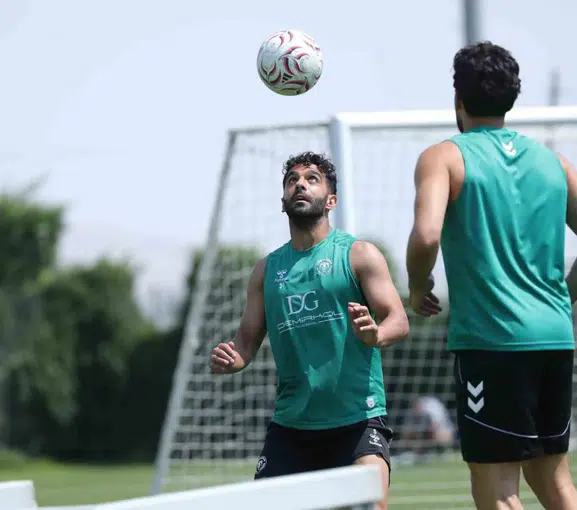 Konyaspor sezona hızlı başlamak için Rizespor mesaisini sıkı tutuyor