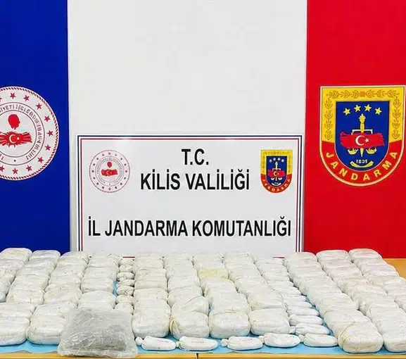 Kilis'te bir evde 90 kilo uyuşturucu bulundu