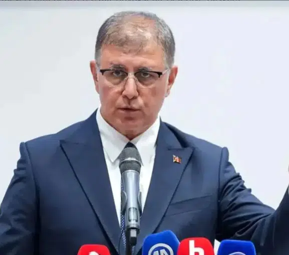 Cemil Tugay'dan AK Parti iddialarına net yanıt: Siyasi rotasını açıkladı