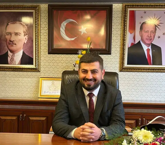 Arı bakımı yaparken iskeleden düşen belediye başkanı hastanelik oldu