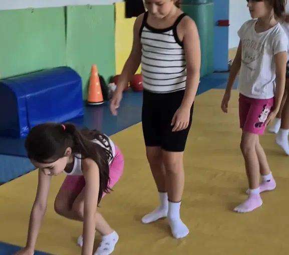 Bandırmalı çocuklar yaz tatilini sporla değerlendiriyor