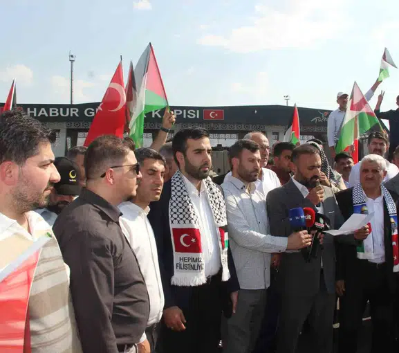 Gazze yardım konvoyuna sınır engeli Şırnak’ta protesto edildi