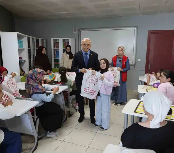 Düzce Gençlik Yaz Kulübü çocukları spora ve eğlenceye teşvik ediyor