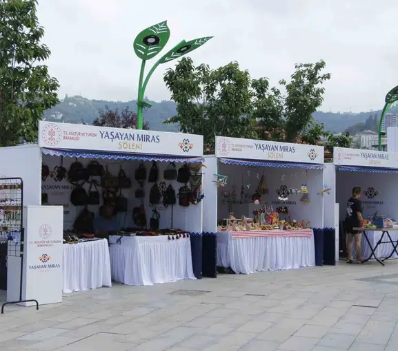 Rize’de geleneksel zanaatlar üç gün boyunca sahne alıyor