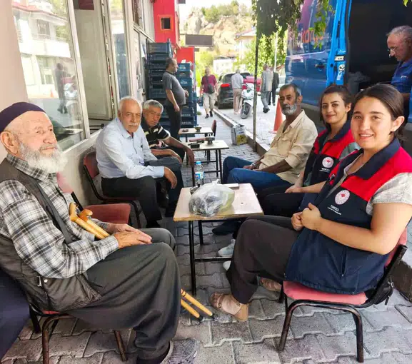Çemişgezekli çiftçiler tarlada uzmanlarla buluşuyor