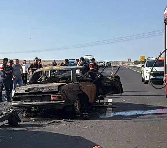 Tekirdağ Çorlu’da feci kaza Yanan araçta can verdi