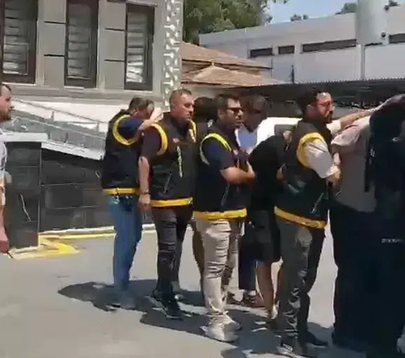 Tarsus’ta iki kuzenin öldüğü kavgada 6 şüpheli adliyeye çıkarıldı