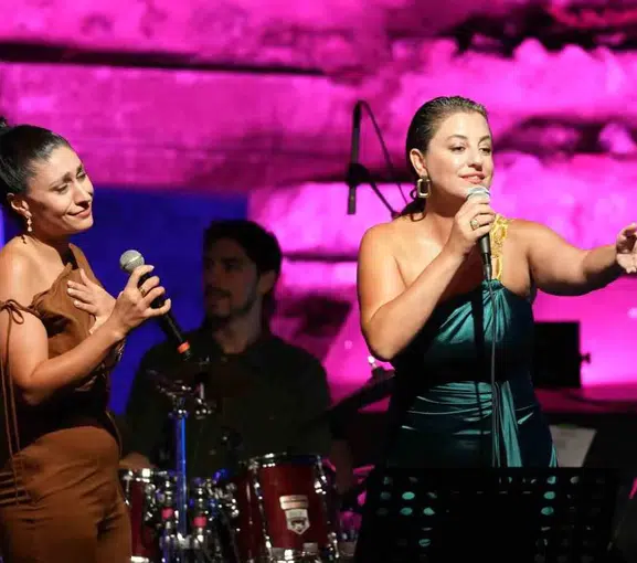 1800 yıllık tiyatroda müzik ziyafeti