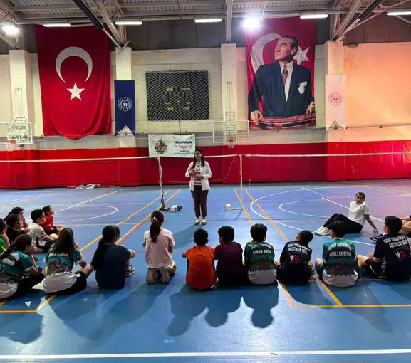 Yozgatlı minik sporcular diş sağlığı konusunda bilgilendirildi