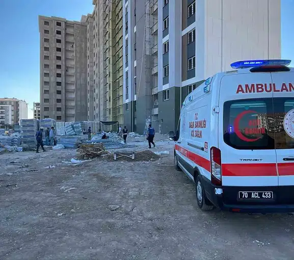 Karaman'da inşaat işçisi 12 katlı binanın boşluğuna düşerek can verdi