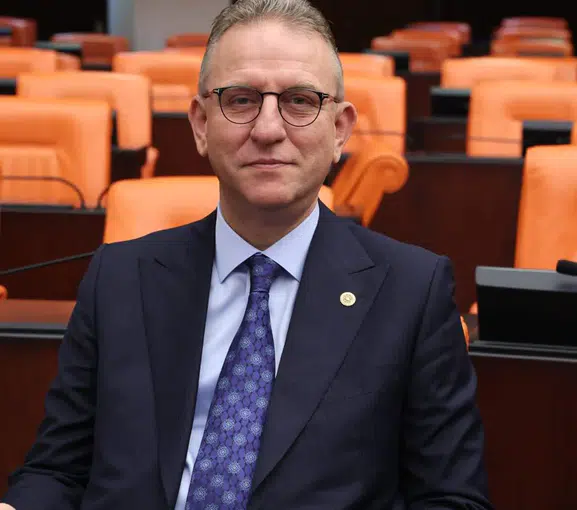Kütahya'da dev dönüşüm: Kömürün izleri siliniyor, yerini fabrikalar alıyor