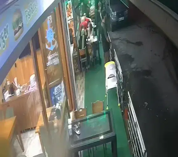 Hopa'da bir balık restoranında saniyelerle yarış: Müşterisinin hayatını kurtardı