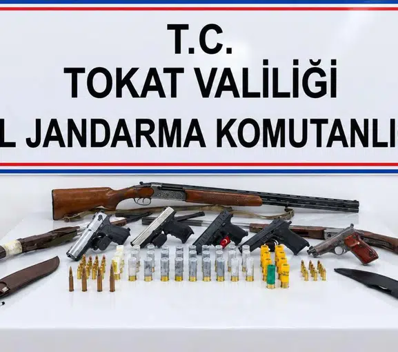 Tokat'ta yasa dışı silah trafiğine jandarma darbesi: 11 şüpheli yakalandı