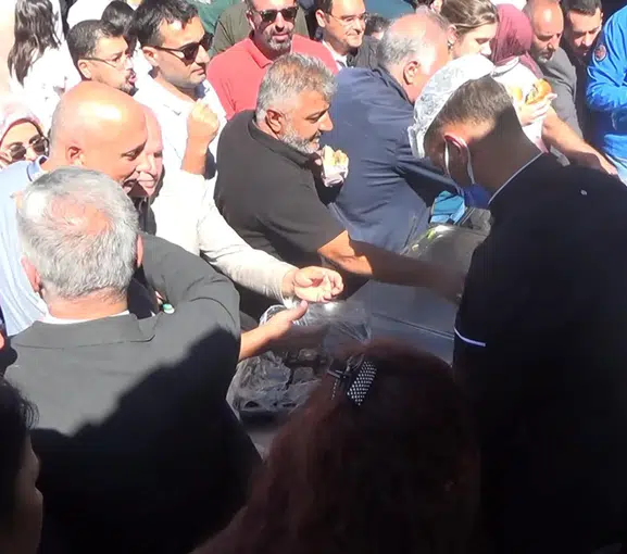 Akademik başarıyı döner ziyafetiyle taçlandırdılar: Atatürk Üniversitesi'nde büyük yükseliş