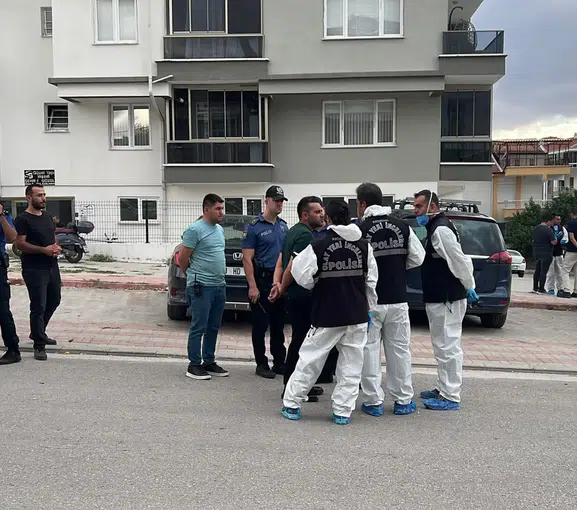 Karaman'da korkunç şüphe: Kapıdaki not ekipleri alarma geçirdi