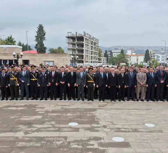 Adıyaman'da Cumhuriyet coşkusu: 103. yıl dönümü törenle kutlandı