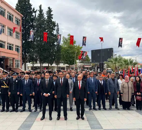 Sarıgöl'de Cumhuriyet'in 103. yılına görkemli başlangıç