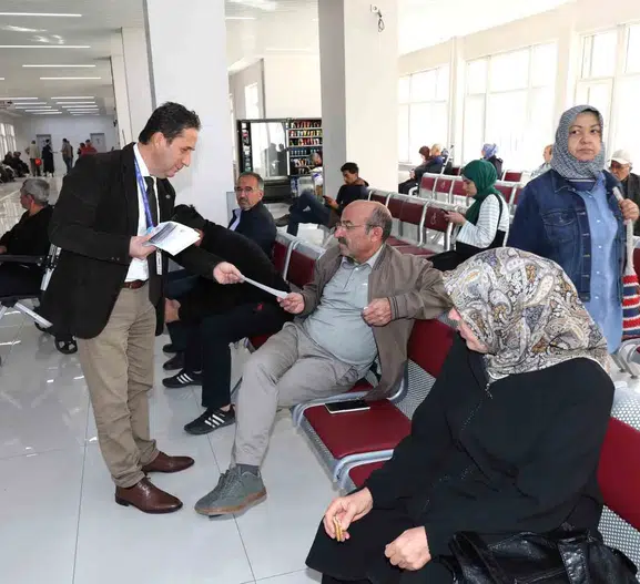 Erciyes Üniversitesi'nde sağlık hizmetlerinde bilinçli adım: Hasta hakları masaya yatırıldı