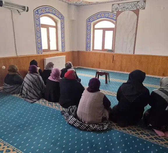 Aydıntepe'de manevi iklimi güçlendirecek yeni dönem: Kadınlar camilerde buluşuyor