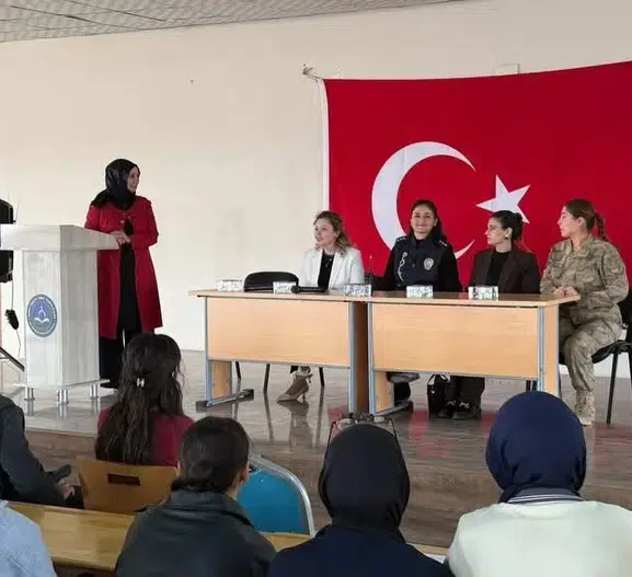 Patnoslu gençlerin hayalleri beyaz önlükle buluştu: Geleceğe dair ilk adımlar atıldı
