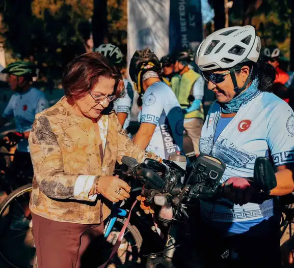 Didim'de pedallar bu kez toplumsal bir farkındalık için döndü