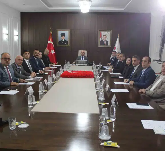 Aydın iş dünyasında dev hareketlilik: Binlerce kişiye istihdam kapısı aralandı