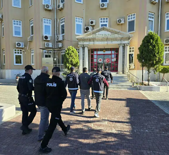 Didim kıyılarında insan tacirlerine ağır darbe: 3 tutuklama