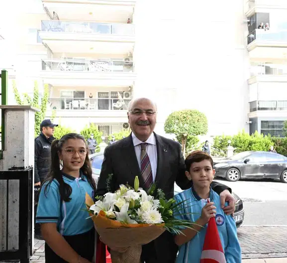 Denizli'nin sessiz kahramanı sınıflara girdi: Müftü Ahmet Hulusi Efendi'nin mirası genç kuşaklara emanet
