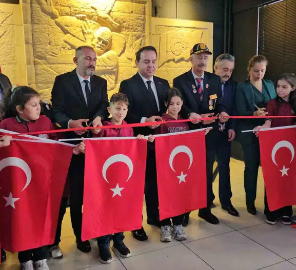 Zonguldak'ta Çanakkale ruhu öğrencilerin ellerinde yeniden hayat buldu