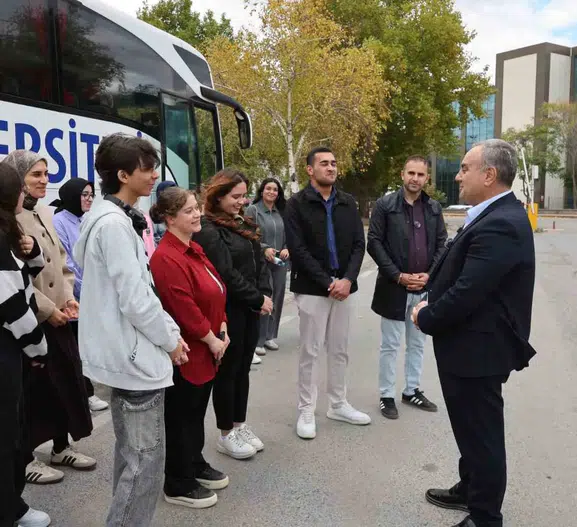 Üniversiteliler Kayseri'nin Tarihi Sokaklarında Adım Adım İz Sürüyor