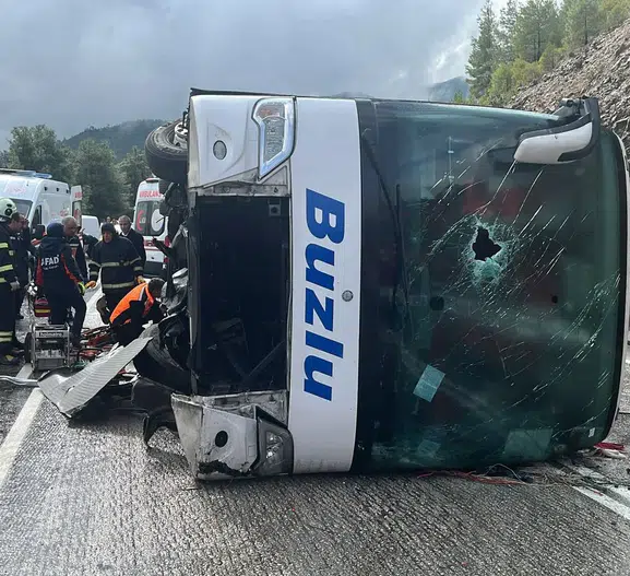 Burdur'daki otobüs faciasında direksiyon başındaki isme tutuklama kararı