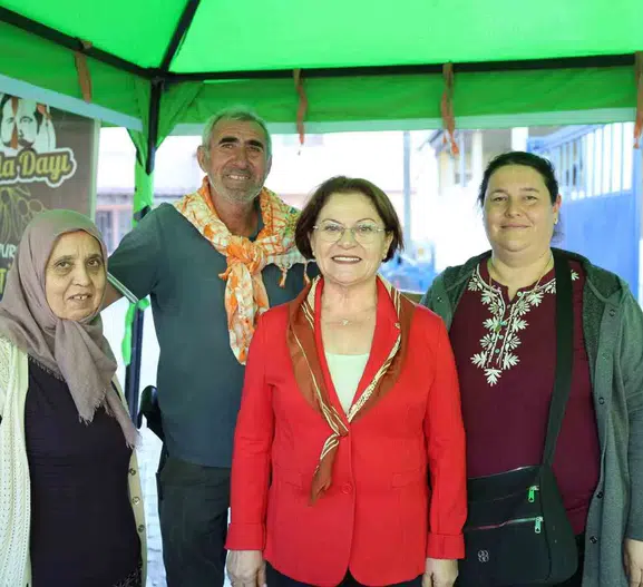 Akyeniköy'de Toprağın Sesi Yükseldi: Didim'de Tarım Şenliği Coşkusu