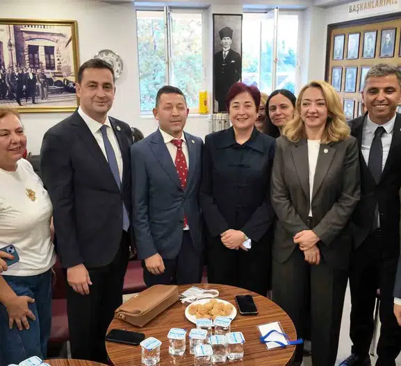 Kocaeli Barosu'nda yeni dönem: Serdar Solak sandıktan zaferle çıktı